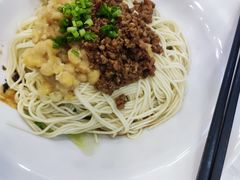 -碗里捞川渝特色面(沙河玖耀里店)