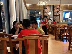 大堂-凤阁楼果木烧鹅(鹤山陈山店)