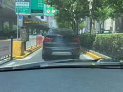 -环球港-停车场