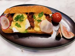 班尼迪克蛋-théATRE茶聚场·餐厅(环球金融中心店)