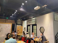大堂-聚汇三少·龙虾·中餐厅(莫邪路新天地店)