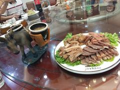 -乔家小院•本地小海鲜•非遗驴肉(万年泉路店)