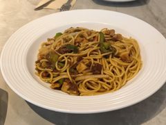 -必胜客(尹山湖歌林公园店)