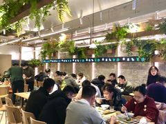 -老乡鸡(上海白玉兰广场店)