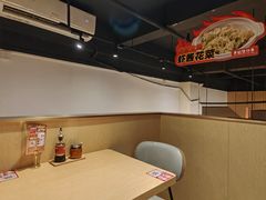-华记煲仔华·煲仔饭(市桥易发店)