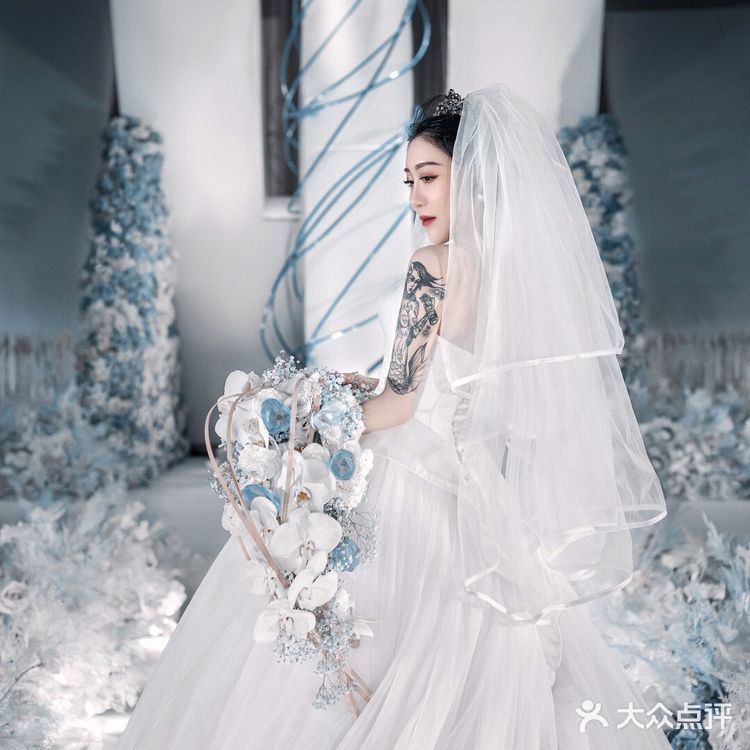 成都婚礼[K歌]花臂新娘的超酷现场