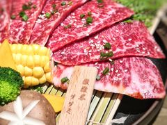 -山川小町·极番烧肉(新地假日广场店)