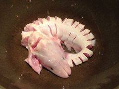 长江白鮰-咕嘟草帽鱼·牛奶一样的鲜鱼汤(包河万达广场创始店)