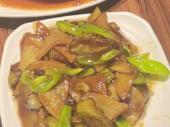 -六泰居·尔滨地标·东北菜(松北店)