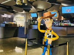 -百美汇影城(LUXE嘉里中心店)