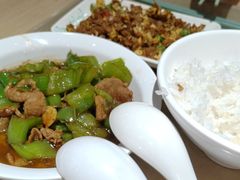 -老乡鸡(融科天地店)