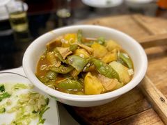 豆角土豆炖五花肉-东北大油边(劳动路店)