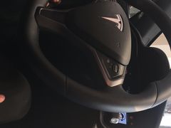 -TESLA 特斯拉(上海太古汇体验店)