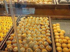 -昆明冠生园·鲜花饼·面包蛋糕(老街店)