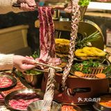 火遍全国的烤肉，终于吃到了…