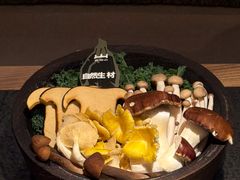 -三出山火锅(万象天地店)