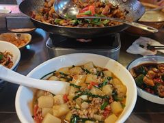 -富正毅三下锅·湘西韵味(天门山索道店)