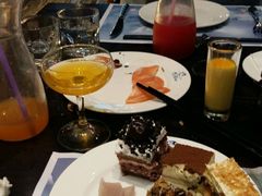 -小天鹅戴斯酒店鲸鲨百汇创作料理
