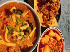 -长安炊烟庭院陕菜(七路明光路店)