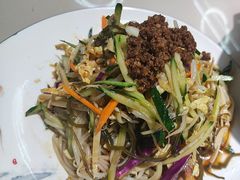 -老码头黑皮肘子锅包肉(赣水路店)