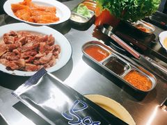 -马路牙子地桌烤肉(工体店)