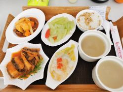 -贝美月子中心(半坡店)