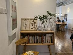 -Cafe Villa