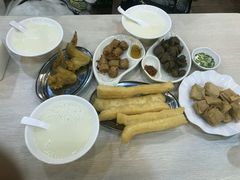 -兄弟深夜豆浆