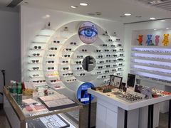-浮光眼镜·蔡司视觉合作·数字验配中心(陆家嘴店)