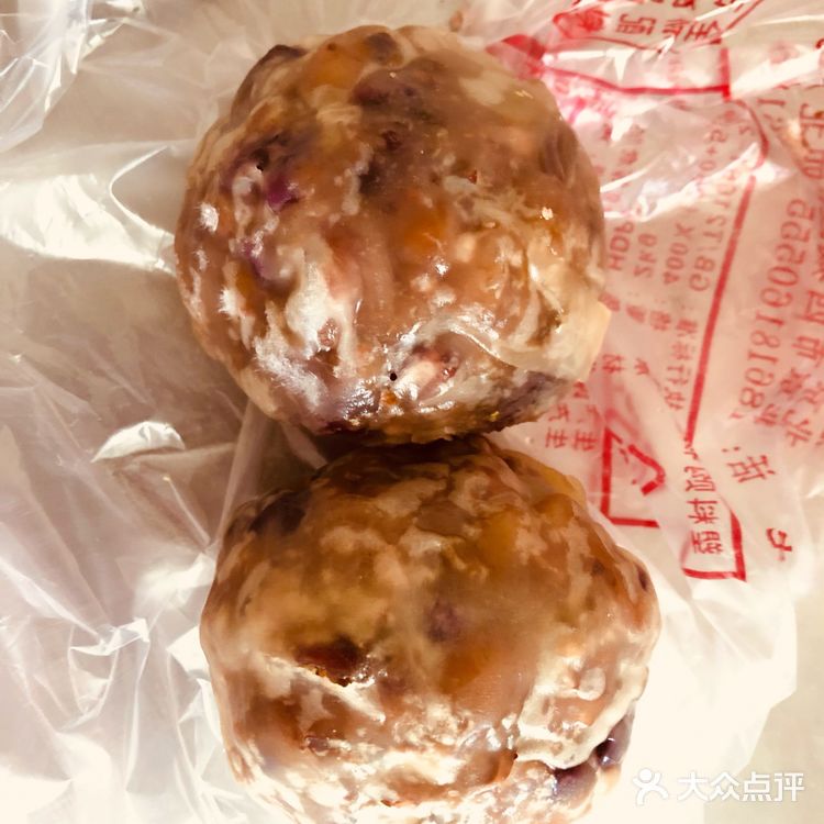 宫门口馒头，老北京的特色家常主食，时时排队等候购买