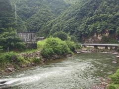 -安吉龙王山峡谷漂流