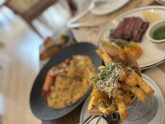 -Mark&Mars Restaurant