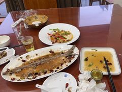 -漁耕小厨农家院(武当山店)