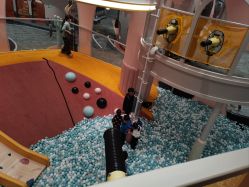 -奈尔宝家庭中心·亲子餐厅(鄞州万达店)