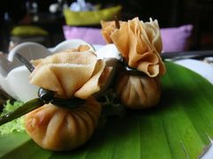 mini&nbsp;parcels-Ruen Urai