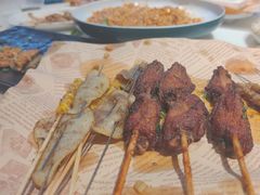 -老街烧烤大排档·地道湖北菜·龙虾馆(汉口火车站店)