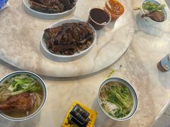 -香辉食馆(新兴路店)