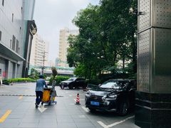 -飞洲国际广场-地下停车库