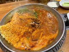 -喇喇排骨火锅·传统韩式脊骨汤(望京西园总店)