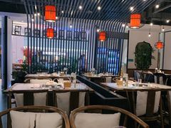 -尚尚仙·酸汤猪手·猪肚鸡火锅(华联万柳购物中心店)