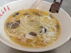 -文山荷鲜居(翠湖店)