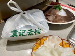 -海底捞火锅(曹安公路店)