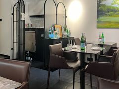 -LESCEDARS Brasserie Bistro香柏树