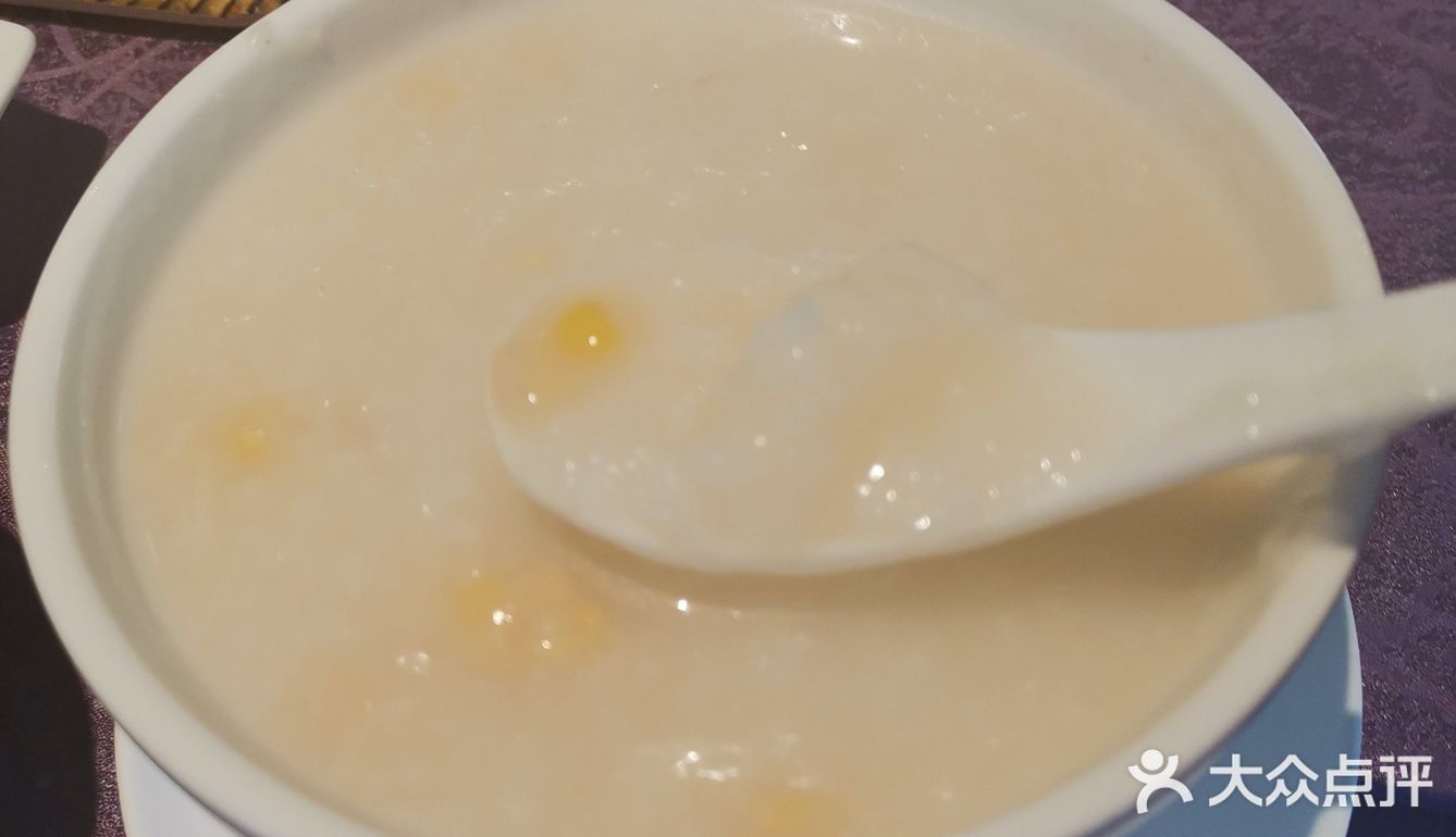 暖胃粥必点好像是墨鱼饼