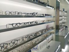 -视野联行眼镜·蔡司·尼康战略合作店(城西银泰店)