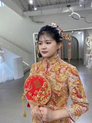 -艾米丽婚纱礼服