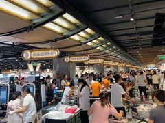 -胖东来生活广场(健康路店)