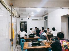 大堂-石灰市毛记烧鸡公(解放碑店)