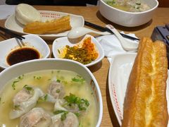 -南城香·饭香串香馄饨香(青年路店)