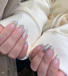 -花岐款式专研健康美甲沙龙